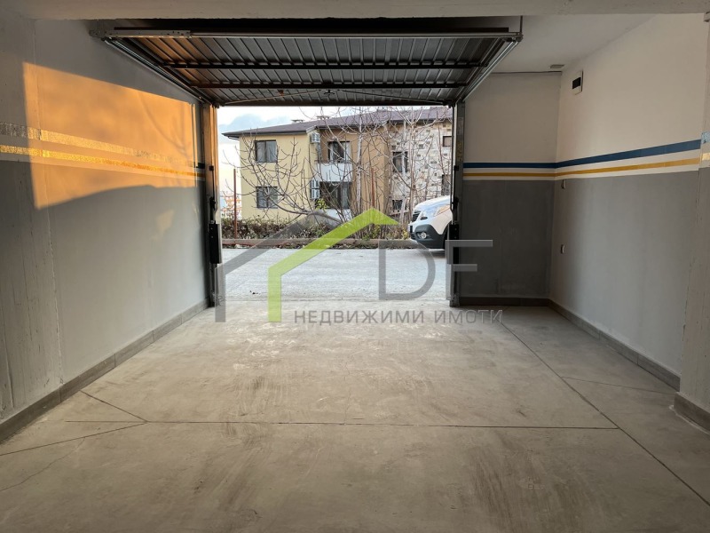 A louer  Garage Varna , Briz , 19 m² | 20412968