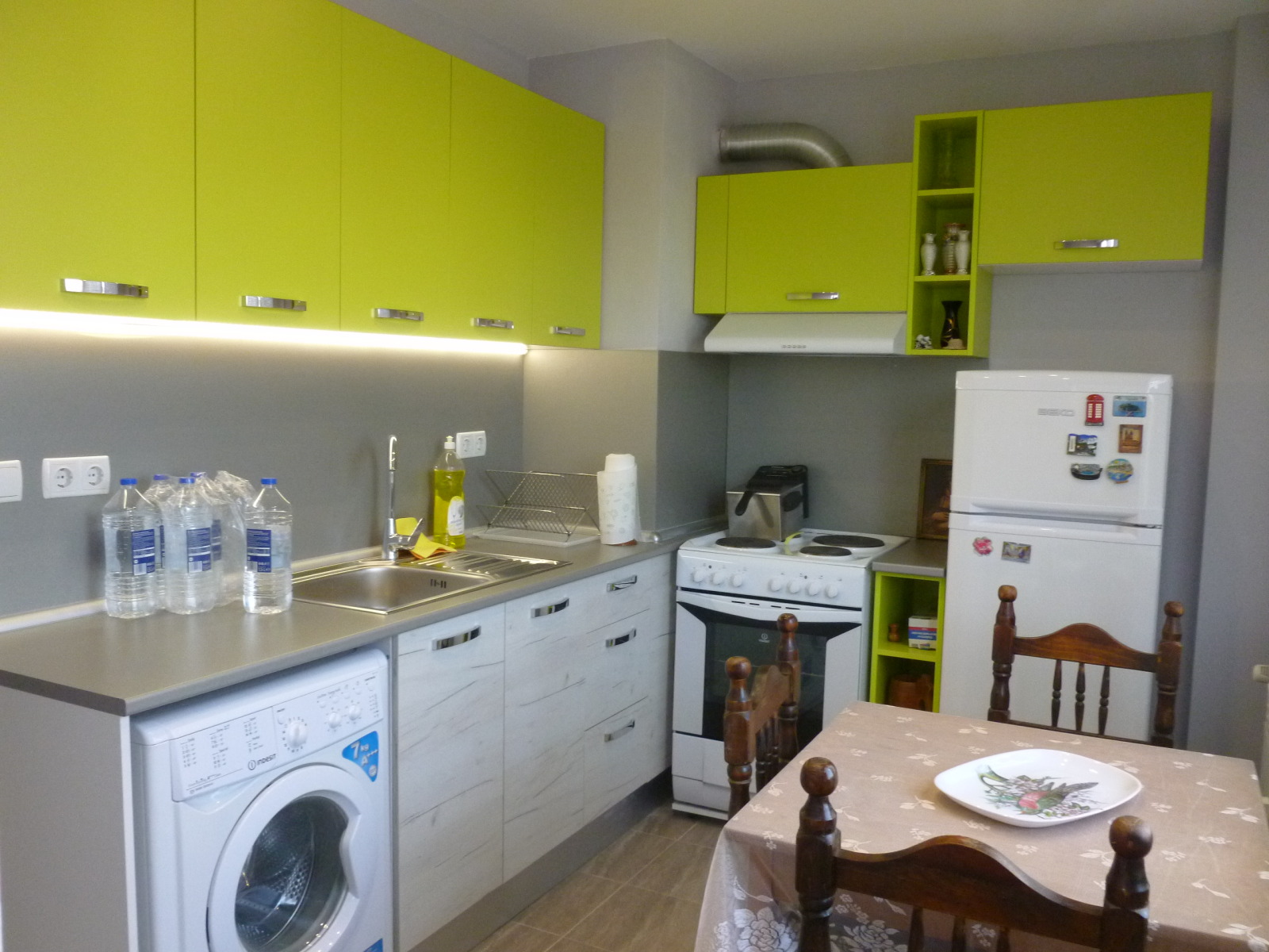 Дава под наем 2-СТАЕН, гр. София, Военна рампа