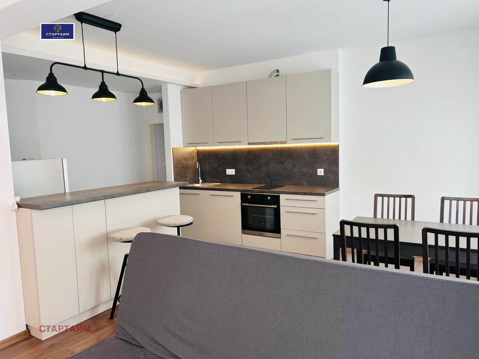 Дава под наем 3-СТАЕН, гр. София, Център