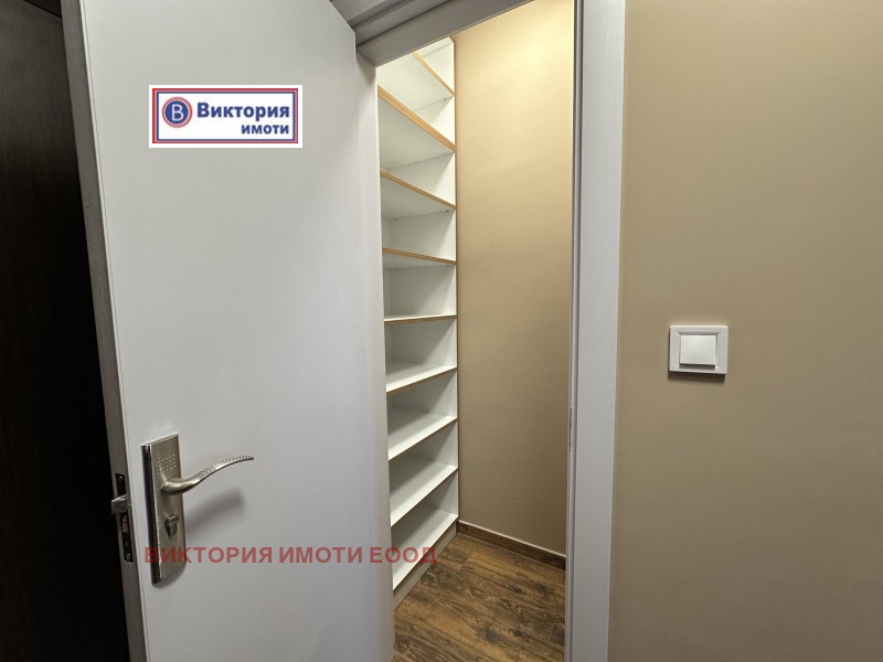 Дава под наем 3-СТАЕН, гр. Велико Търново, Колю Фичето, снимка 6 - Апартаменти - 53016575