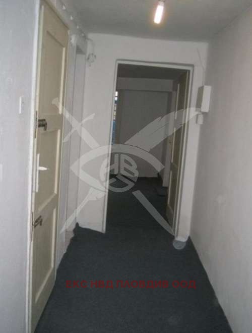 Дава под наем ЕТАЖ ОТ КЪЩА, гр. Пловдив, Кършияка, снимка 7 - Етаж от къща - 54210184