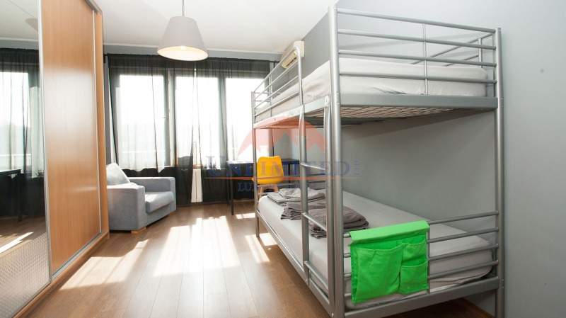 Издаје се  3 спаваће собе Софија , Изток , 160 м2 | 37848753 - слика [10]