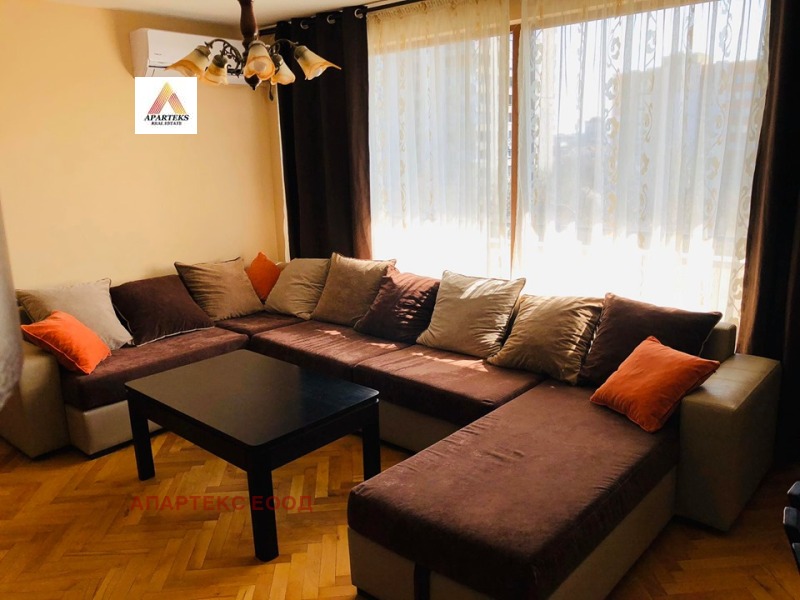 Дава под наем 3-СТАЕН, гр. Пловдив, Каменица 1, снимка 2 - Апартаменти - 52685667