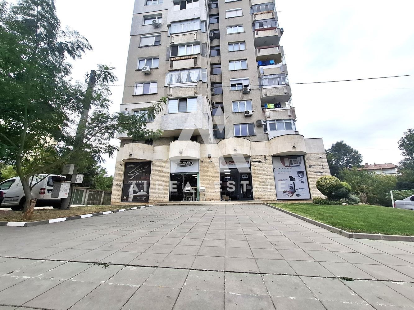 Дава под наем МАГАЗИН, гр. Плевен, Широк център, снимка 7 - Магазини - 56223845