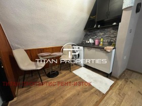 ����� ���� ��� ���� 3-�����,���� ������, �����