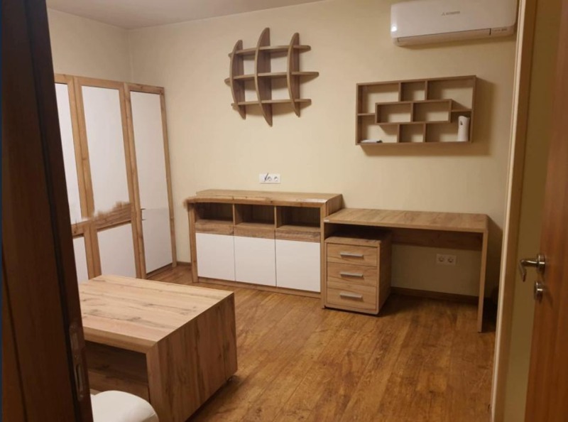 Издаје се  2 спаваће собе Софија , Центар , 86 м2 | 80745469 - слика [3]