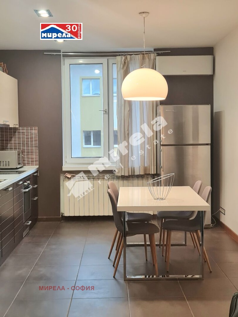 Дава под наем 3-СТАЕН, гр. София, Център, снимка 5 - Апартаменти - 53106661