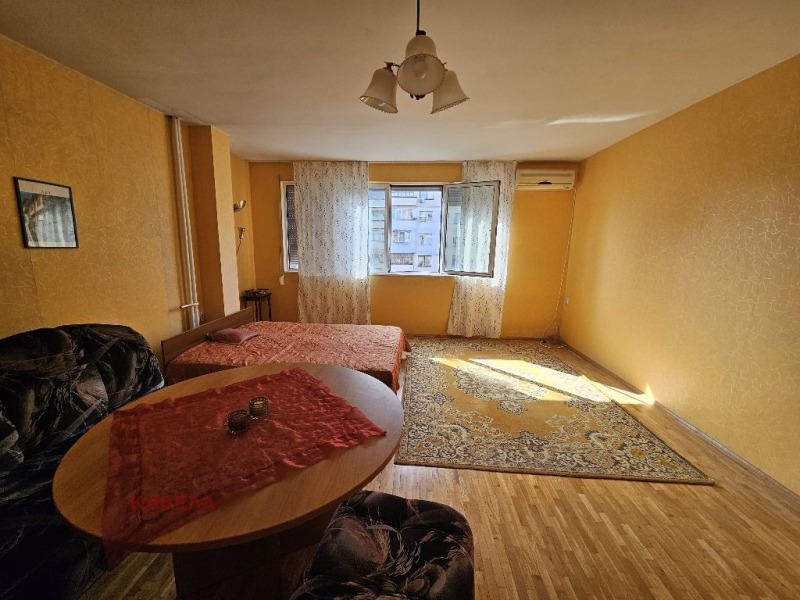 For Rent  1 bedroom Pleven , Idealen tsentar , 70 sq.m | 28969739 - image [5]