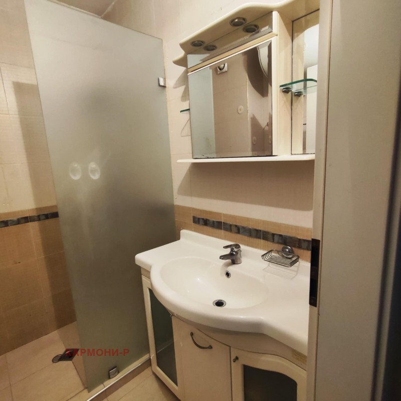 Vuokrattavana  2 makuuhuonetta Sofia , Ovtša kupel 1 , 100 neliömetriä | 35307977 - kuva [11]