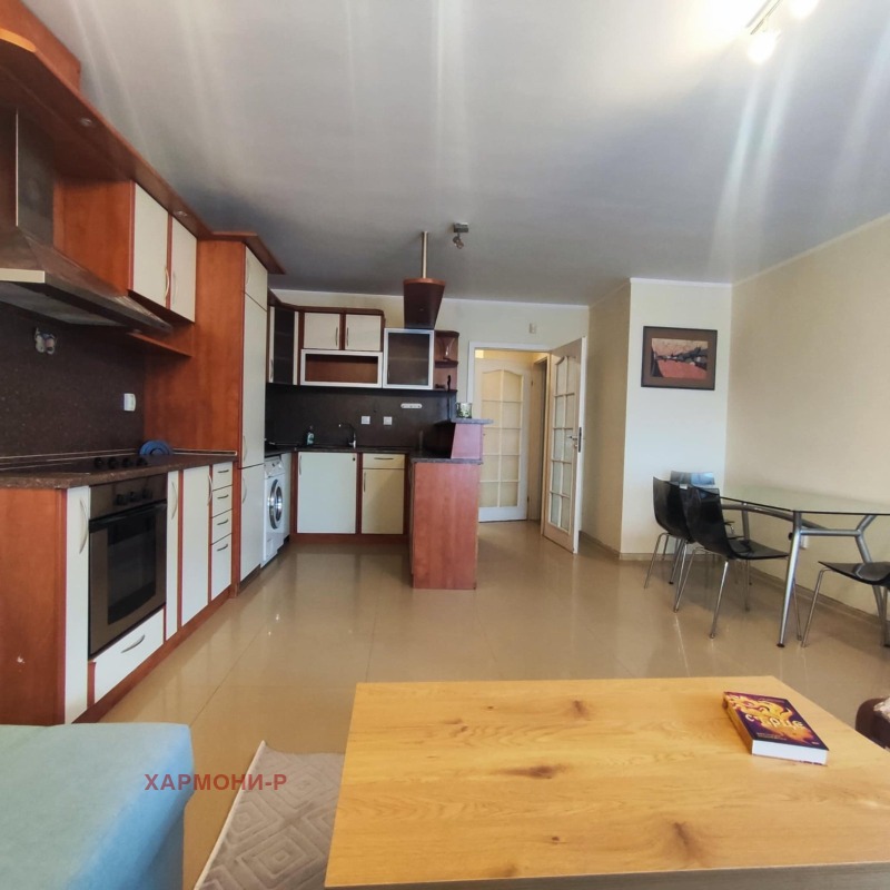Vuokrattavana  2 makuuhuonetta Sofia , Ovtša kupel 1 , 100 neliömetriä | 35307977 - kuva [4]