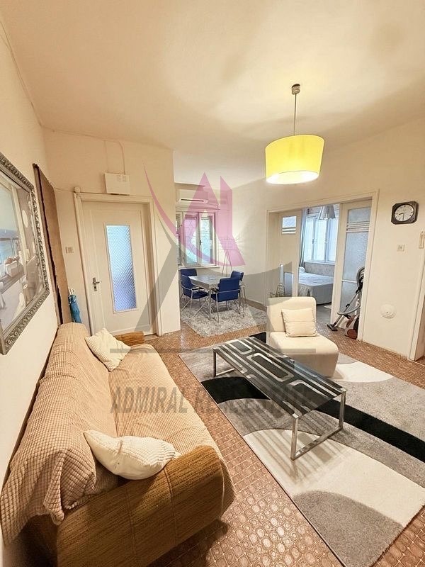 Дава под нем  4-стаен, град Варна, ВИНС-Червен площад •  500 EUR • ID 83451170 — holmes.bg - [1] 