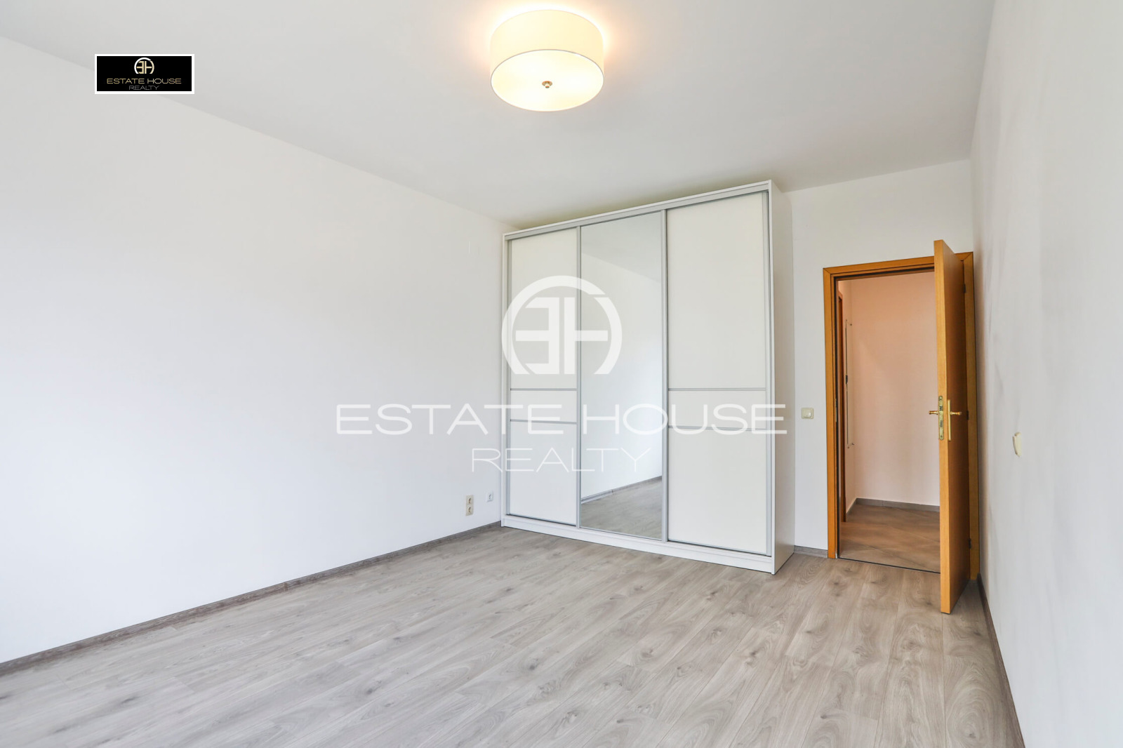 ���� ��� ���� 4-����� | Imot.bg � ����������� 15