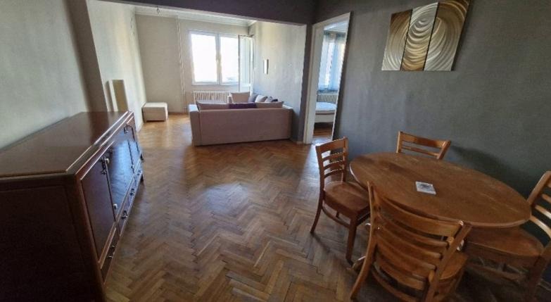 De inchiriat  1 dormitor Sofia , Țentâr , 81 mp | 80571787 - imagine [4]