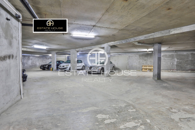 Дава под наем 4-СТАЕН, гр. София, Лозенец, снимка 16 - Апартаменти - 53167031