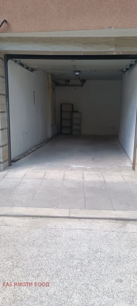 ���� ��� ���� 3-����� | Imot.bg � ����� ������ 12