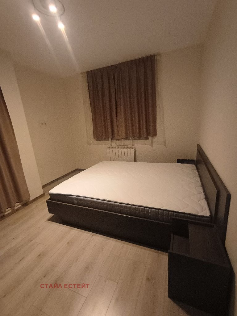 Дава под наем 3-СТАЕН, гр. София, Света Троица, снимка 14 - Апартаменти - 52947845