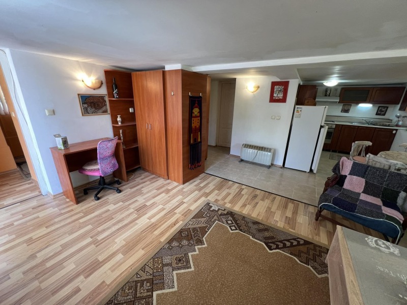 Дава под наем 3-СТАЕН, гр. Варна, м-т Долна Трака, снимка 3 - Апартаменти - 53231791