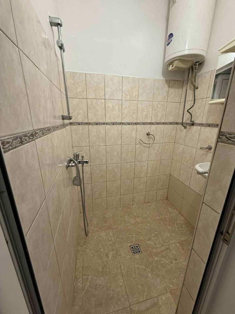 Дава под наем 3-СТАЕН, гр. София, Лозенец, снимка 10 - Апартаменти - 52798225