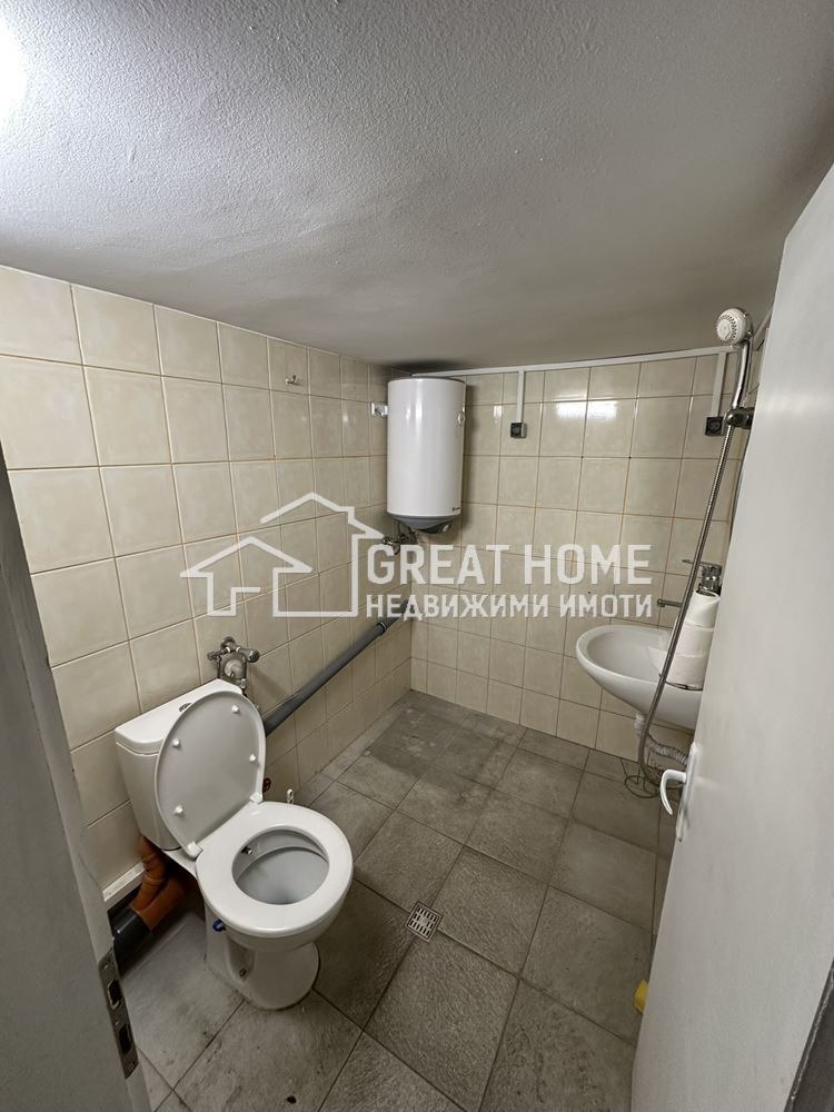 Дава под наем МАГАЗИН, гр. Търговище, Център, снимка 9 - Магазини - 53782901