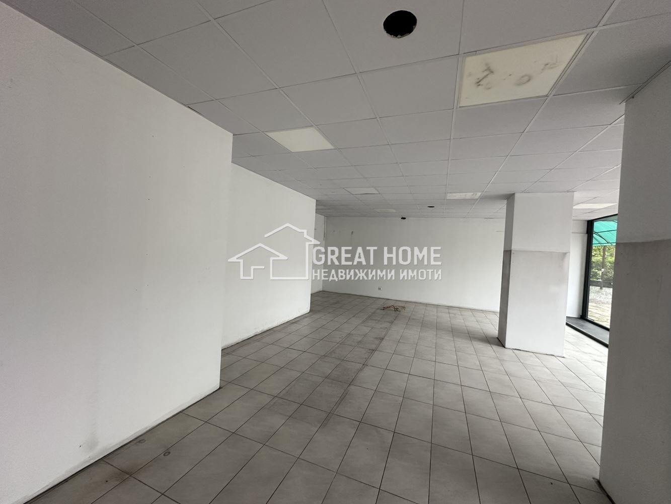 Дава под наем МАГАЗИН, гр. Търговище, Център, снимка 4 - Магазини - 53782901