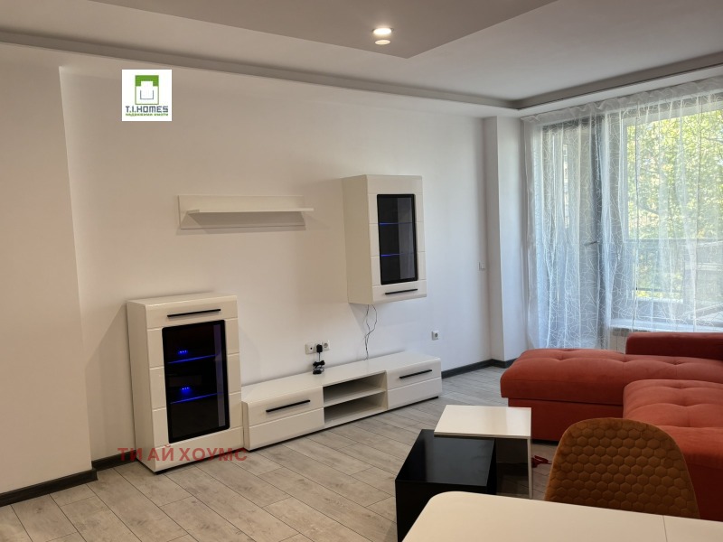 K pronájmu  1 ložnice Sofia , Studentski grad , 74 m2 | 82732587 - obraz [4]