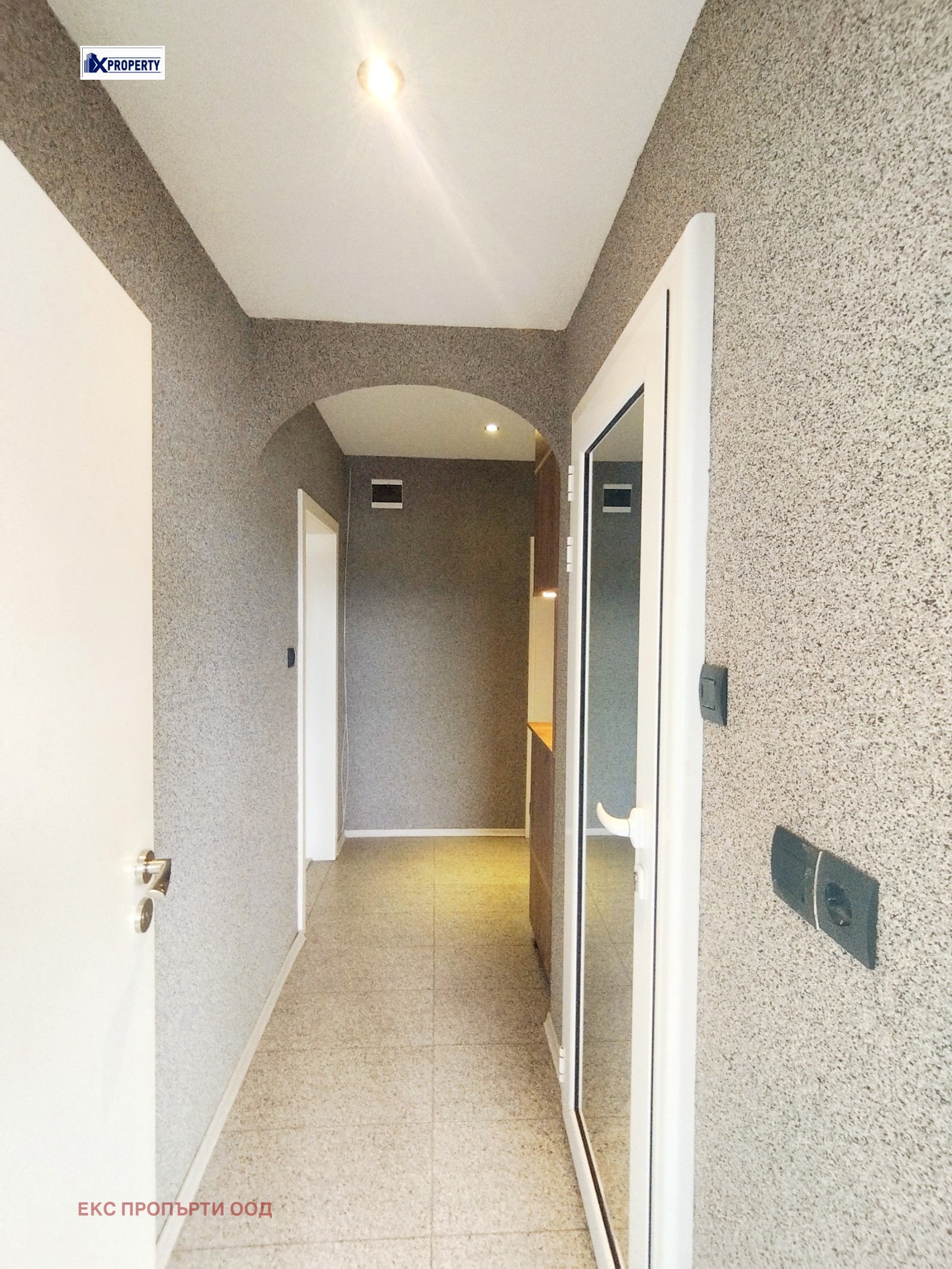 Дава под наем 2-СТАЕН, гр. Перник, Изток, снимка 10 - Апартаменти - 53915978