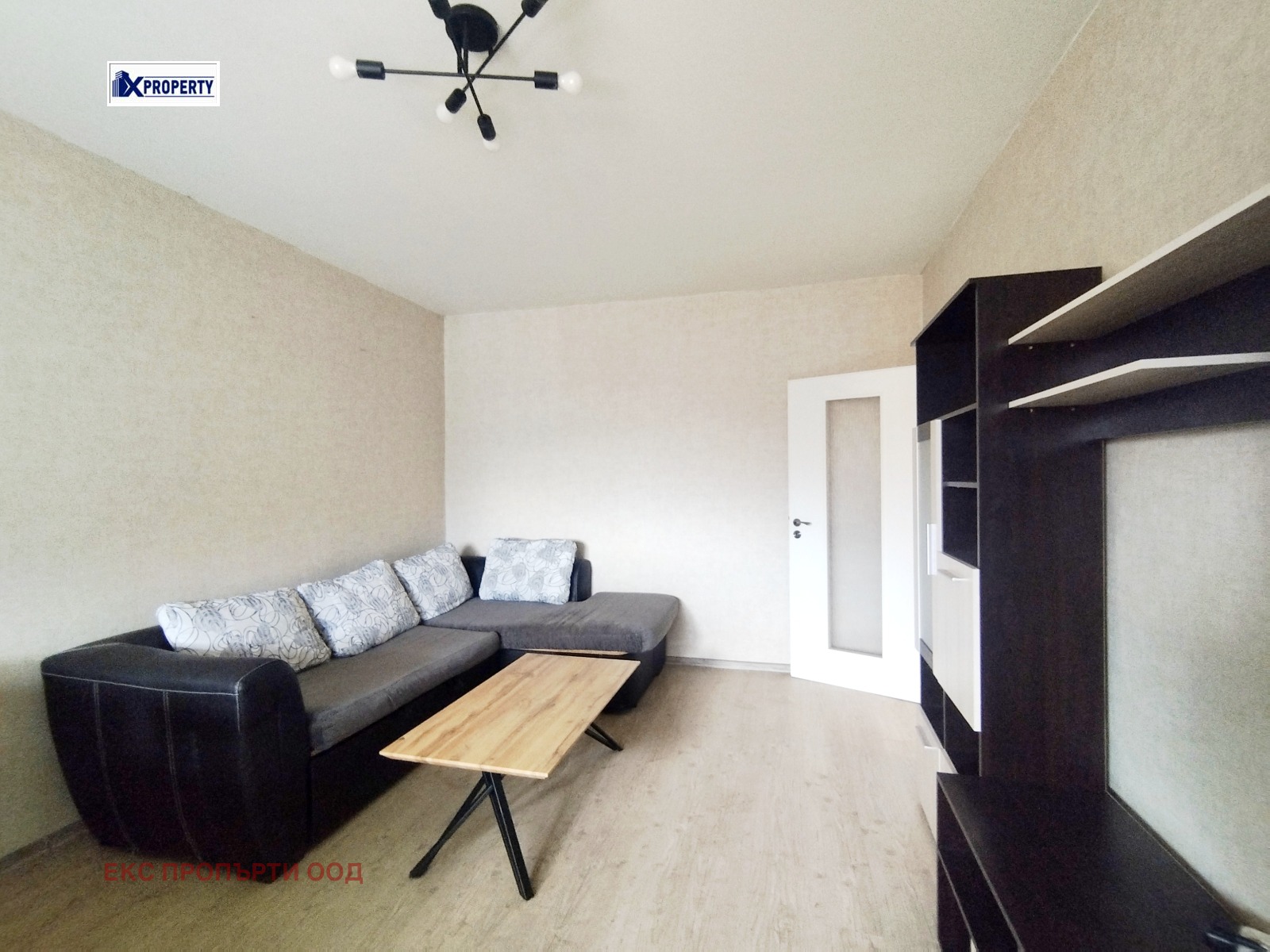 Дава под наем 2-СТАЕН, гр. Перник, Изток