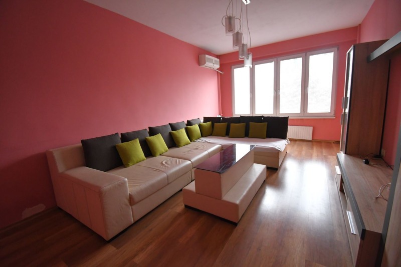 Te huur  1 slaapkamer Sofia , Mladost 1 , 65 m² | 62881025 - afbeelding [2]