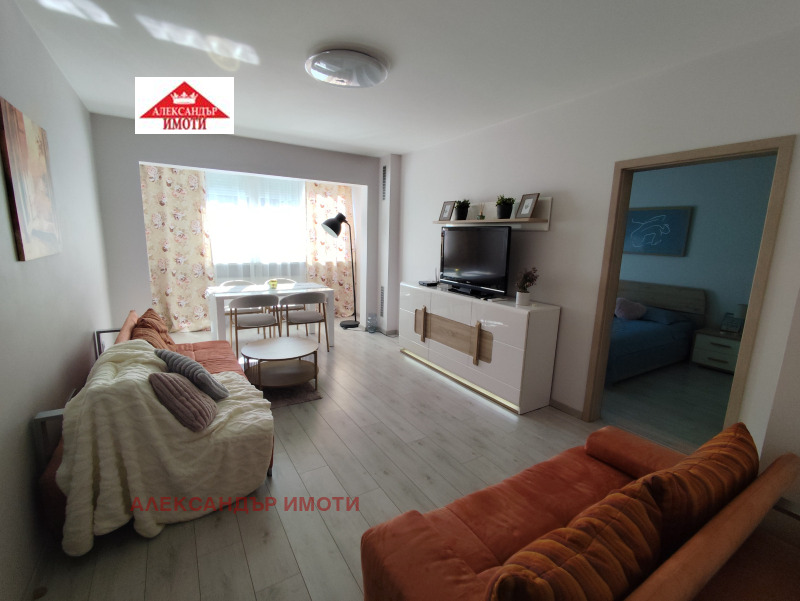 Дава под наем  3-стаен град София , Стрелбище , 100 кв.м | 27728505