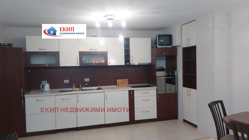 Дава под нем  2-стаен, град София, Център •  600 EUR • ID 91402410 — holmes.bg - [1] 
