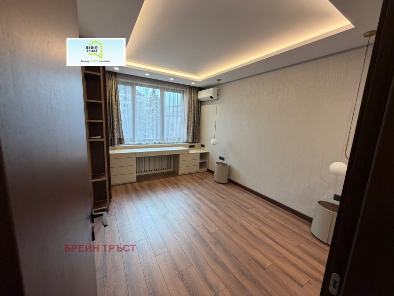 Дава под наем 3-СТАЕН, гр. София, Лозенец, снимка 15 - Апартаменти - 53034818