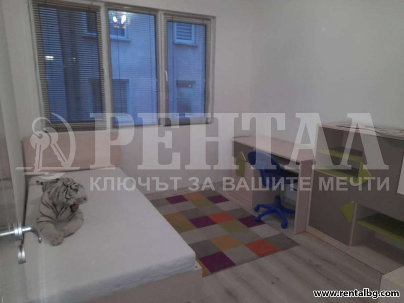 Дава под наем 3-СТАЕН, гр. Пловдив, Център, снимка 8 - Апартаменти - 53118875