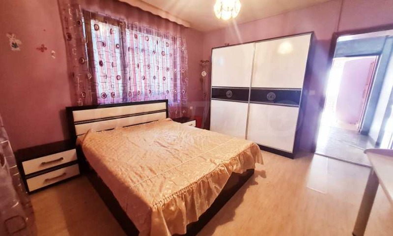 K pronájmu  3 ložnice Veliko Tarnovo , Sveta gora , 150 m2 | 51815227 - obraz [3]