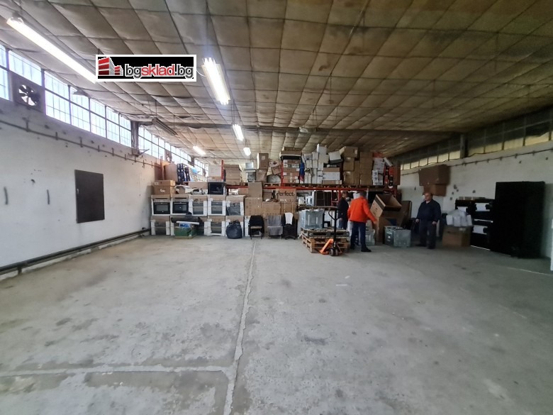 Дава под наем СКЛАД, гр. Варна, Западна промишлена зона, снимка 2 - Складове - 54104270