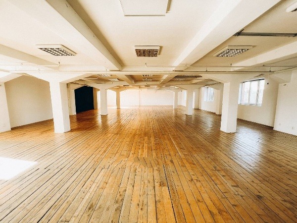 Дава под наем СКЛАД, гр. Пловдив, Център