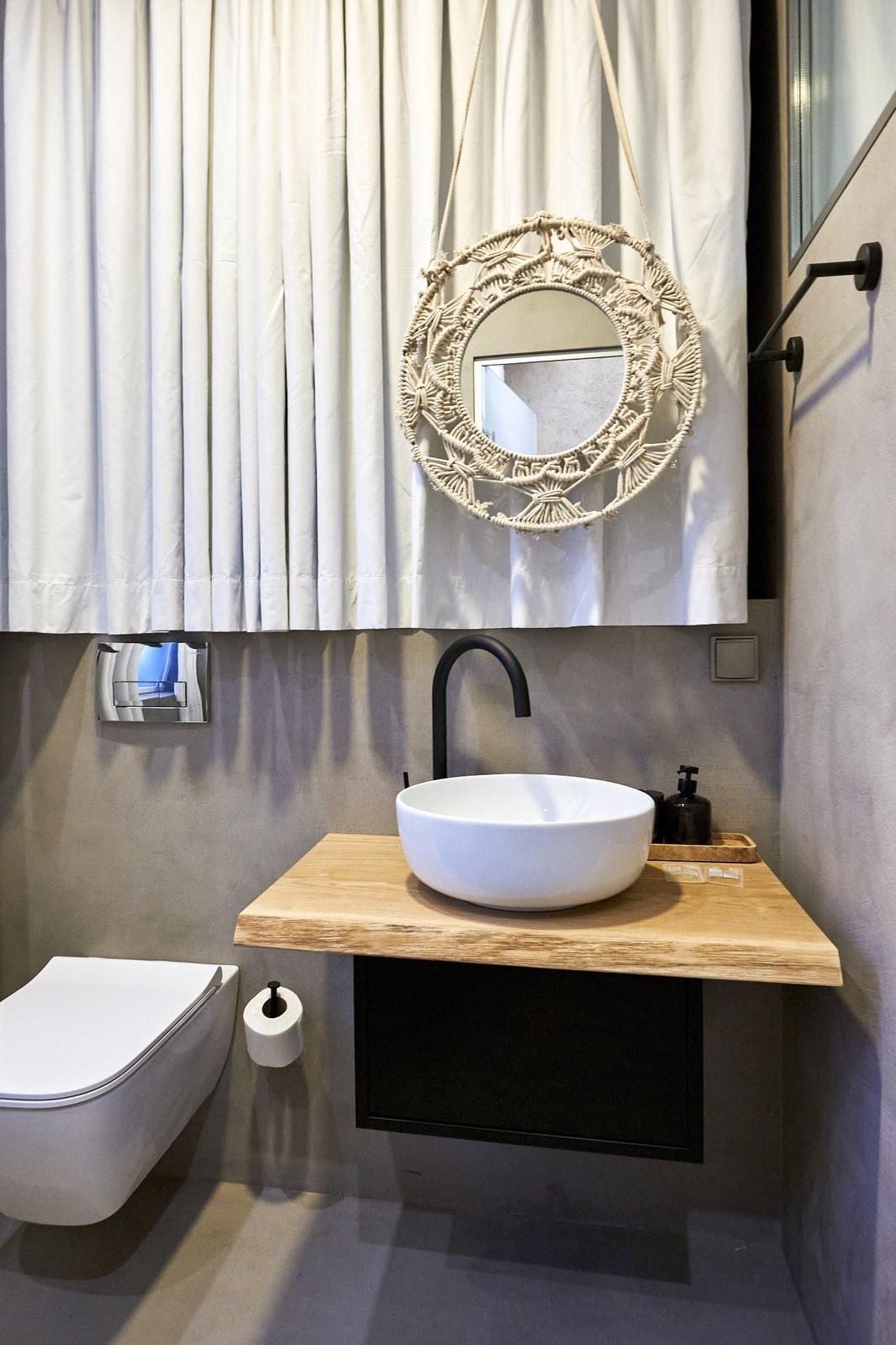 Дава под наем 1-СТАЕН, гр. Бургас, Център, снимка 2 - Апартаменти - 48612382