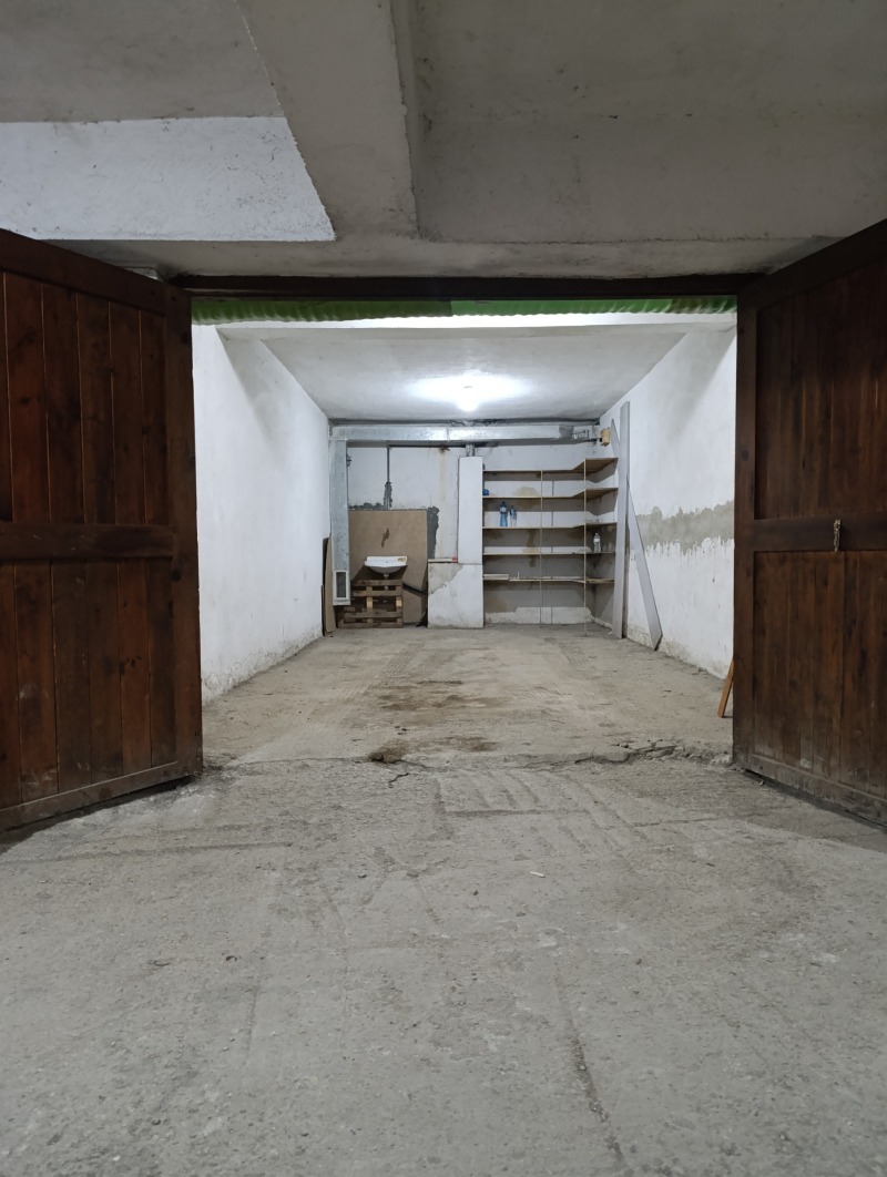 Da affittare  Box auto Sofia , Reduta , 22 mq | 47845336
