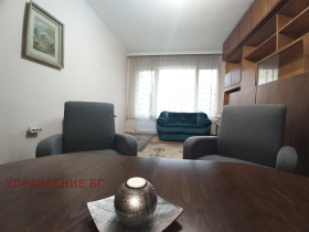 De inchiriat 1 dormitor