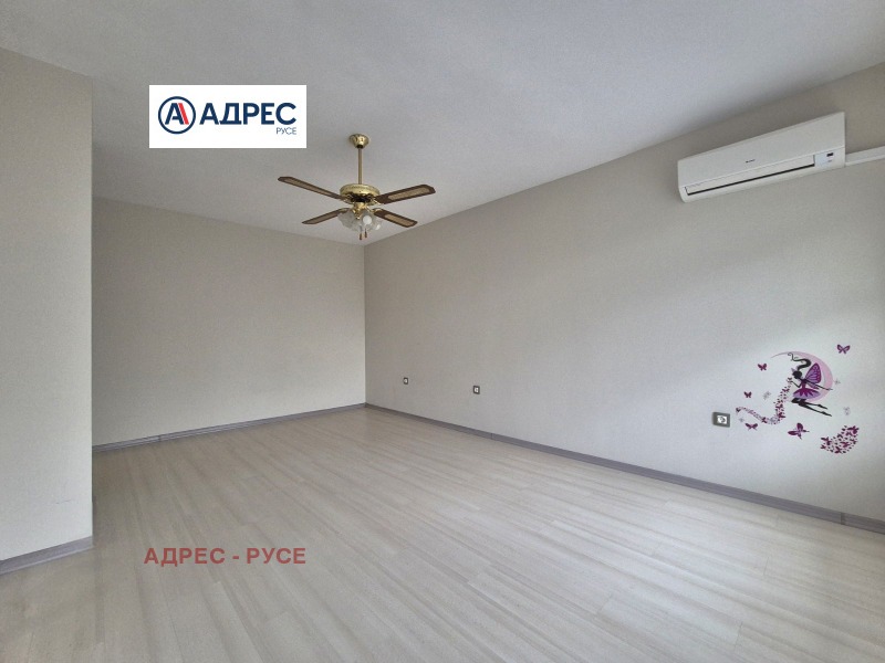K pronájmu  1 ložnice Ruse , Rodina 2 , 59 m2 | 77183679 - obraz [4]