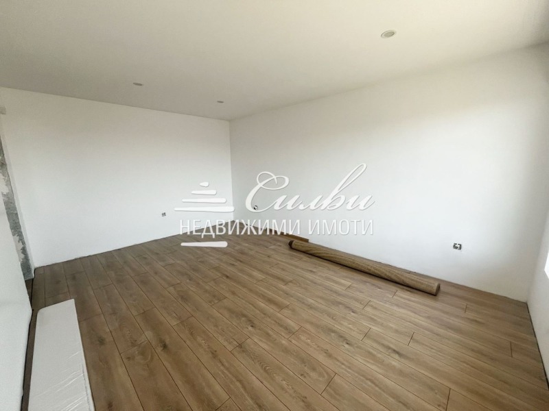 Vuokrattavana  2 makuuhuonetta Šumen , Dobrudžanski , 83 neliömetriä | 47838186 - kuva [2]