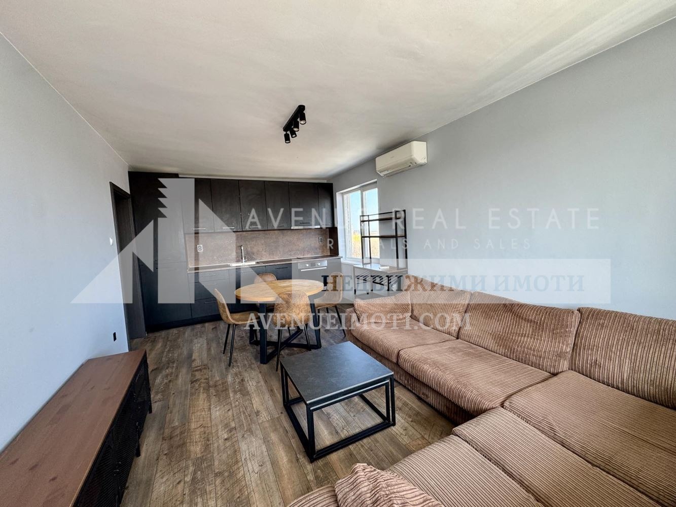 Дава под наем 3-СТАЕН, гр. Пловдив, Център