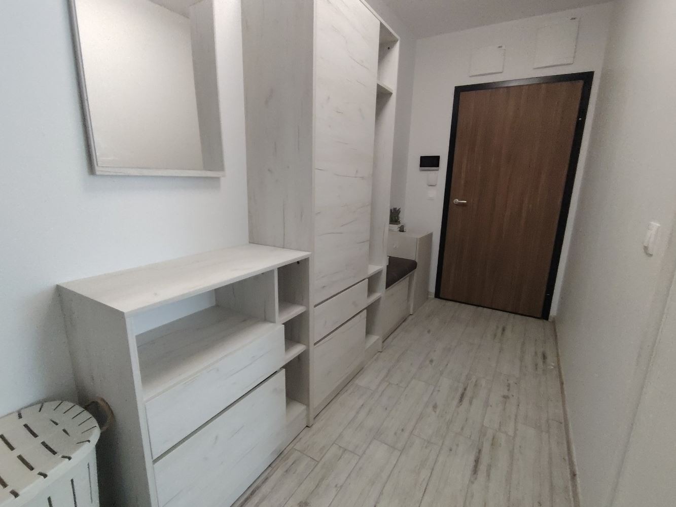 Дава под наем 3-СТАЕН, гр. София, Надежда 1, снимка 2 - Апартаменти - 54924744