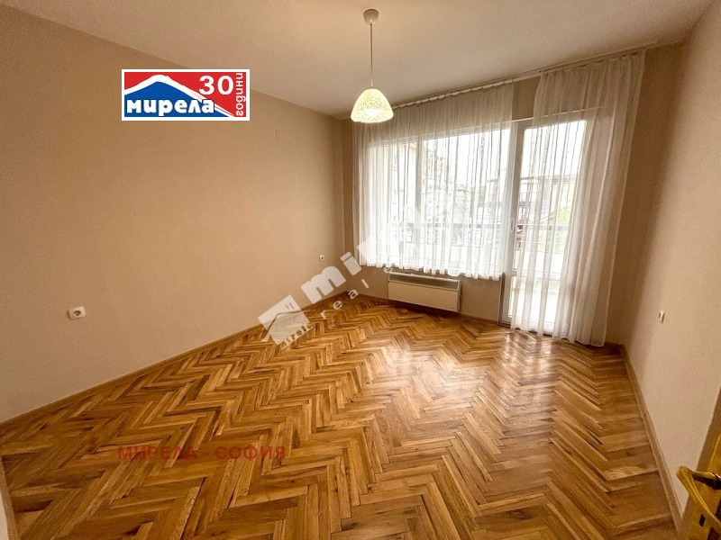 För uthyrning  2 sovrum Sofia , Geo Milev , 110 kvm | 91742676 - bild [4]