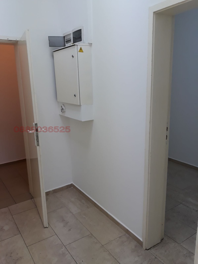 Kiadó  Üzlet Plovdiv , Centar , 70 négyzetméter | 23821700 - kép [9]