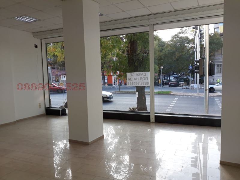 Kiadó  Üzlet Plovdiv , Centar , 70 négyzetméter | 23821700 - kép [5]