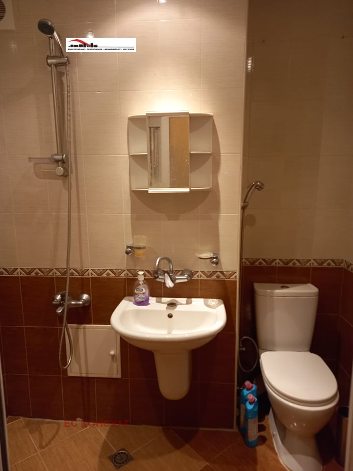 Kiadó  Stúdió Sofia , Mladost 3 , 48 négyzetméter | 36063304 - kép [3]