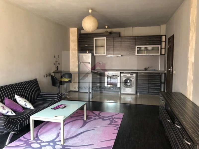 A louer  1 chambre Varna , Kolhozen pazar , 60 m² | 17189956