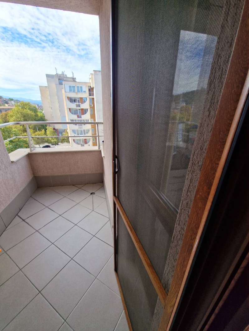 Дава под наем 2-СТАЕН, гр. Пловдив, Център, снимка 6 - Апартаменти - 53184618