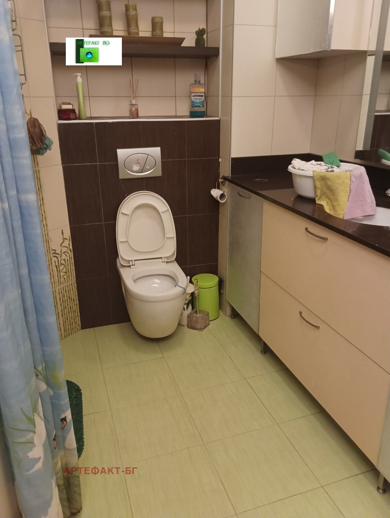 Zu vermieten  2 Schlafzimmer Sofia , Zentar , 100 qm | 19103115 - Bild [13]