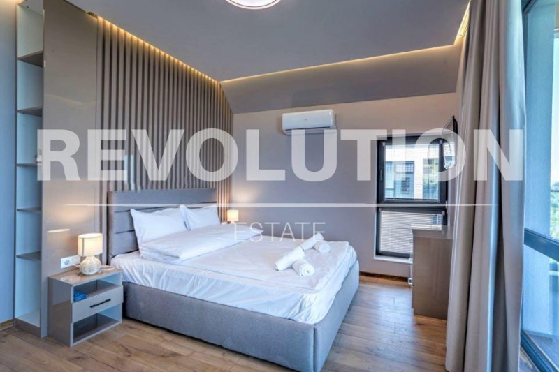 De inchiriat  3 dormitoare Varna , Galata , 207 mp | 49401030 - imagine [14]